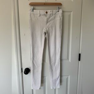 American Eagle White Super Super Stretch Jegging - Size 4 Regular
